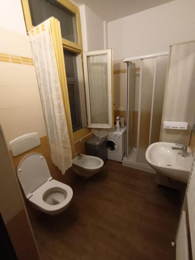 Апартаменти Casa Bianca Тортона Екстер'єр фото